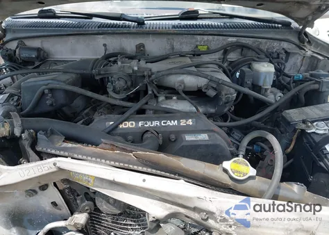 1998 Toyota 4Runner Sr5 V6 Limited from USA, damaged, VIN JT3HN87RXW0189387